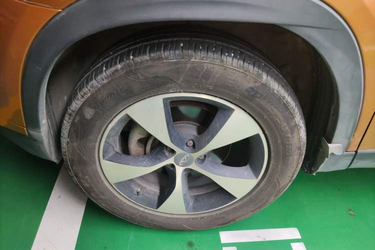Used Chery Tiggo 7 2016 1.5T Manual Ignite Edition Left Front Wheel Hub