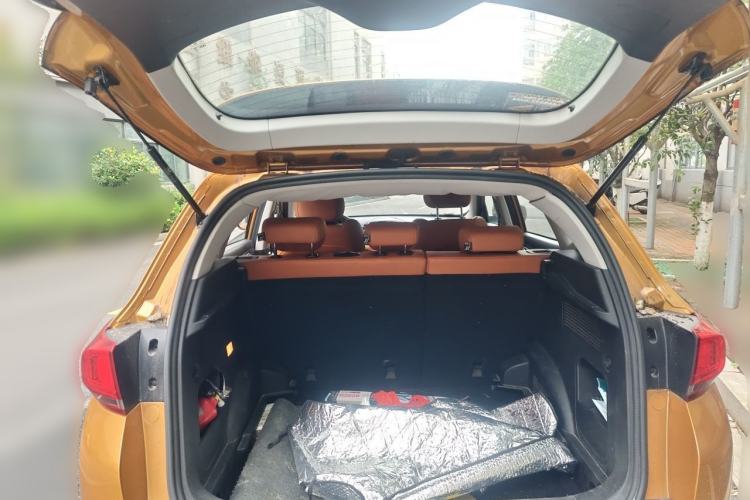Used Chery Tiggo 7 2016 2.0L CVT YAOZHEN Edition Trunk