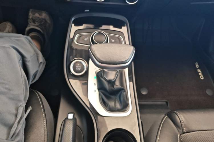 Used Chery Tiggo 7 2017 SPORT 1.5T Automatic Luxury Edition Gear Lever