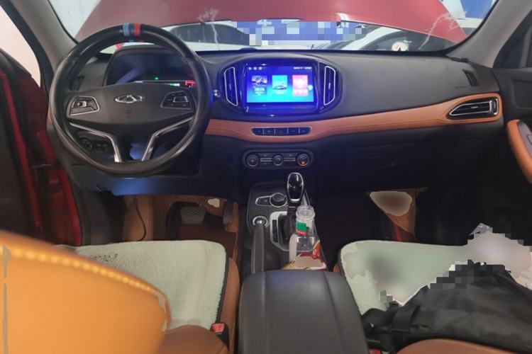 Used Chery Tiggo 7 2017 2.0L CVT Zhaoling Edition Center Console