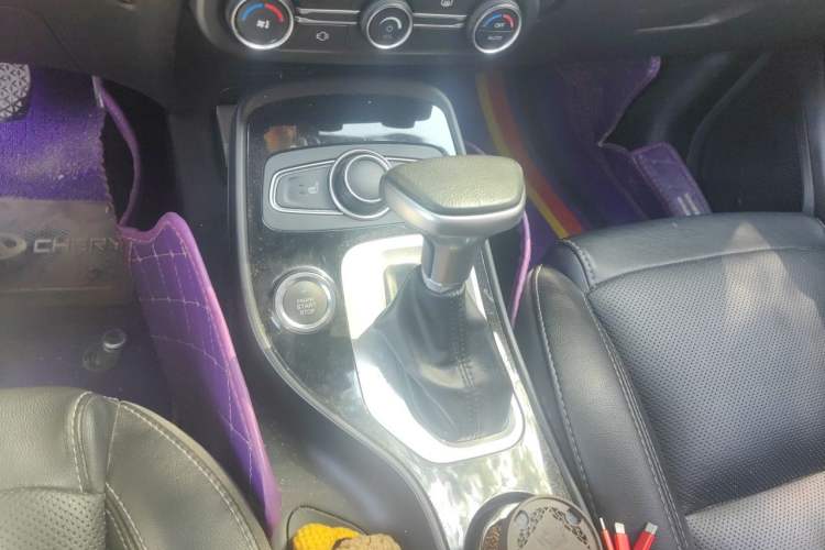 Used Chery Tiggo 7 2017 SPORT 1.5T Automatic Luxury Edition Gear Lever