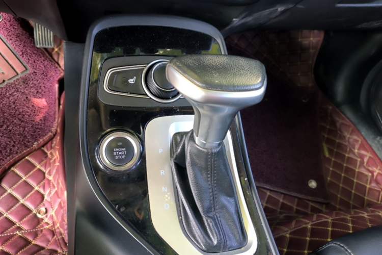 Used Chery Tiggo 7 2017 SPORT 1.5T Automatic Luxury Edition Gear Lever