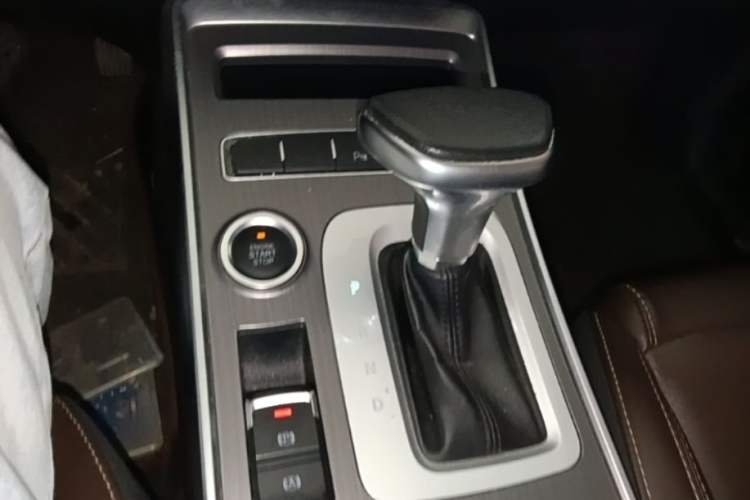 Used Chery Tiggo 7 2017 SPORT 1.5T Automatic Elite Edition Gear Lever