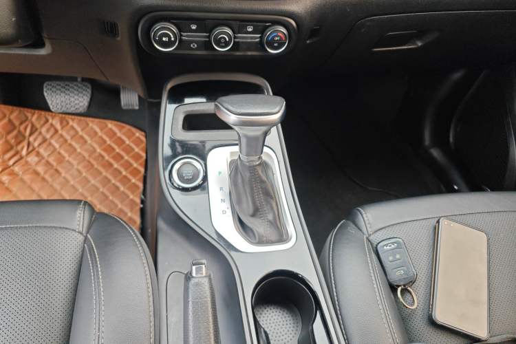 Used Chery Tiggo 7 2017 SPORT 1.5T Automatic Elite Edition Gear Lever