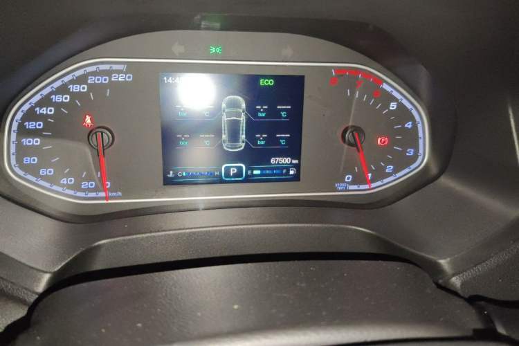 Used Chery Tiggo 7 2017 SPORT 1.5T Automatic Elite Edition Odometer Close Up