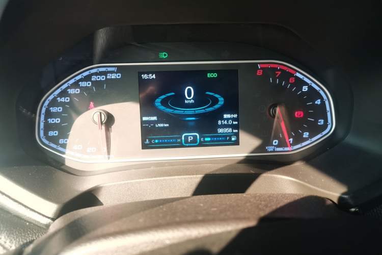 Used Chery Tiggo 7 2017 SPORT 1.5T Automatic Elite Edition Odometer Close Up