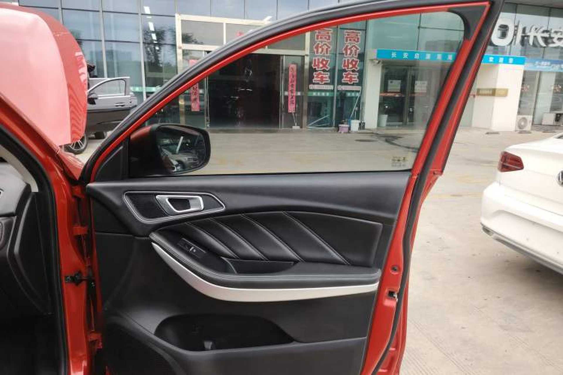 Used Chery Tiggo 7 2017 SPORT 1.5T Automatic Elite Edition Right Front Door Interior