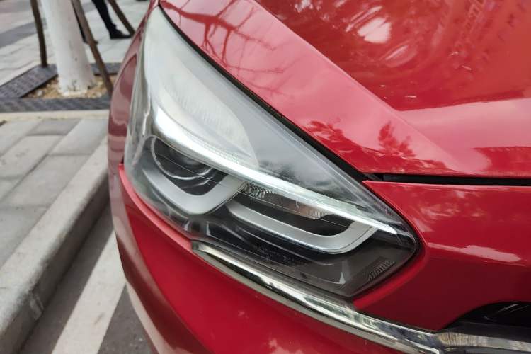 Used Chery Tiggo 7 2017 SPORT 1.5T Automatic Luxury Edition Right Front Headlight