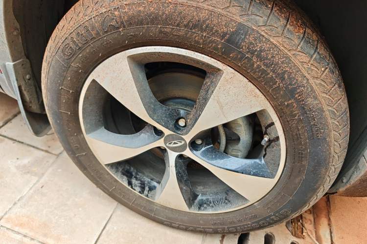 Used Chery Tiggo 7 2017 2.0L CVT Zhaoling Edition Right Front Wheel Hub