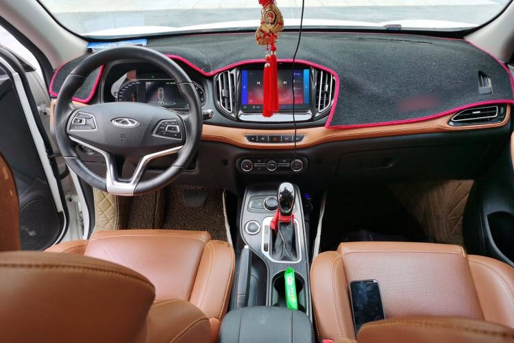 Used Chery Tiggo 7 2017 2.0L CVT Zhaoling Edition Center Console