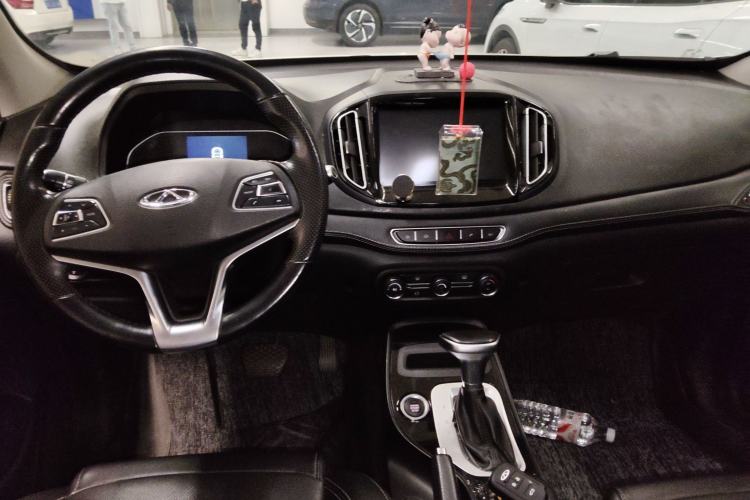 Used Chery Tiggo 7 2017 SPORT 1.5T Automatic Elite Edition Center Console