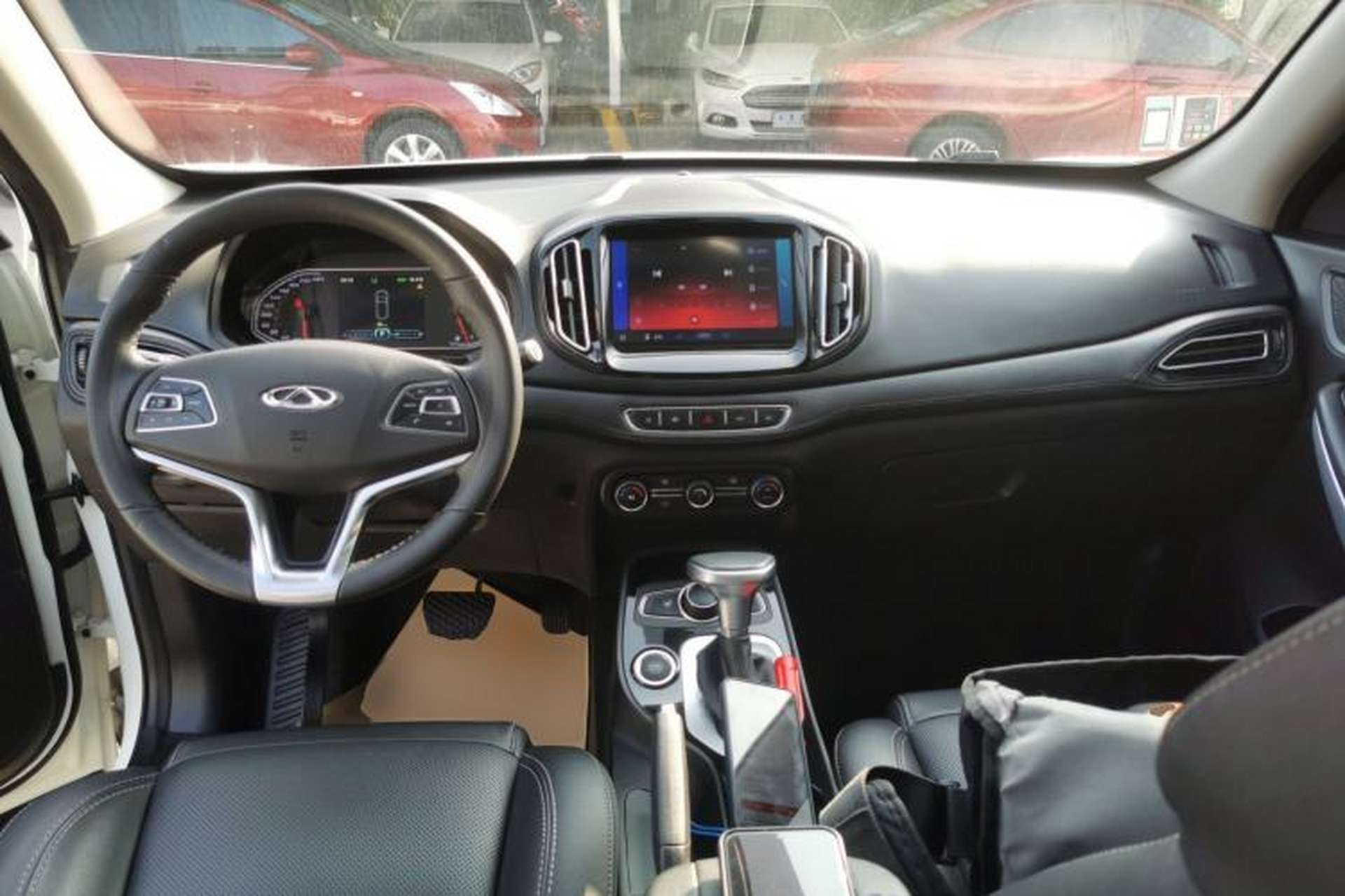 Used Chery Tiggo 7 2017 SPORT 1.5T Automatic Luxury Edition Center Console