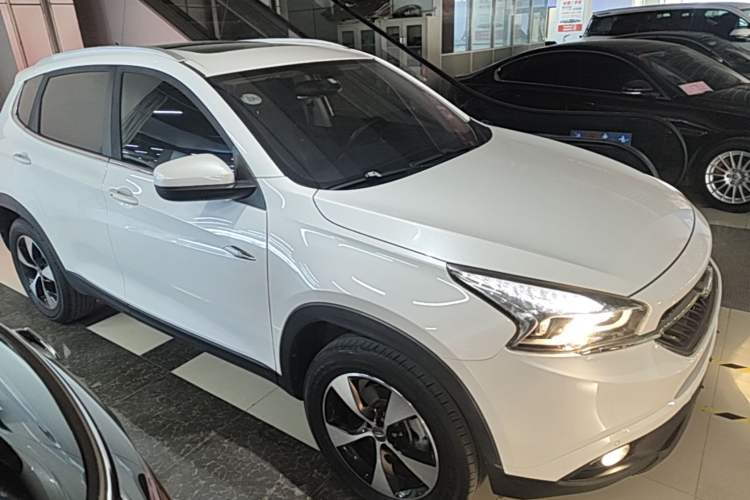 Used Chery Tiggo 7 2017 SPORT 1.5T Automatic Elite Edition Front Right 45 Deg