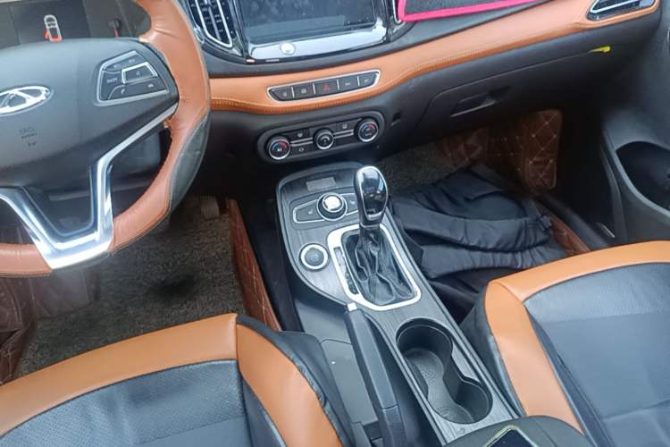Used Chery Tiggo 7 2017 2.0L CVT Zhaoling Edition Gear Lever