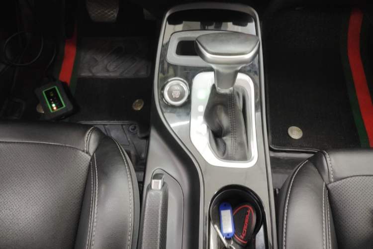 Used Chery Tiggo 7 2017 SPORT 1.5T Automatic Elite Edition Gear Lever