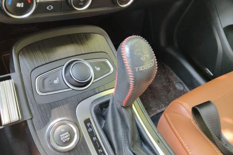 Used Chery Tiggo 7 2017 2.0L CVT Zhaoling Edition Gear Lever