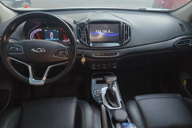 Used Chery Tiggo 7 2017 SPORT 1.5T Automatic Elite Edition Interior 3