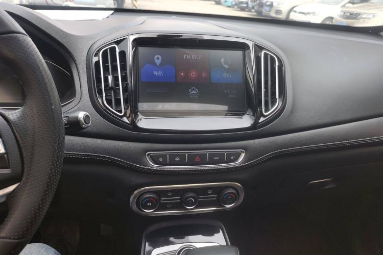 Used Chery Tiggo 7 2017 SPORT 1.5T Automatic Luxury Edition Interior 4