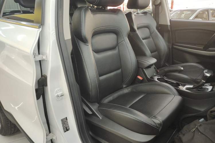 Used Chery Tiggo 7 2017 SPORT 1.5T Automatic Elite Edition Right Front Seat