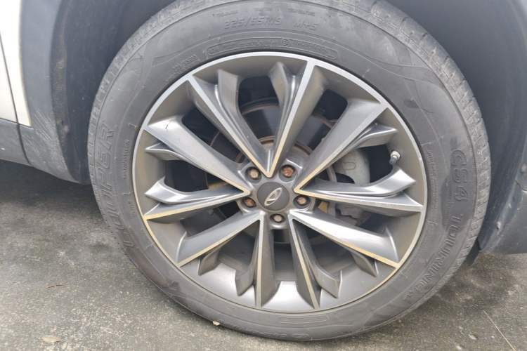Used Chery Tiggo 7 2017 2.0L CVT Zhaoling Edition Right Front Wheel Hub