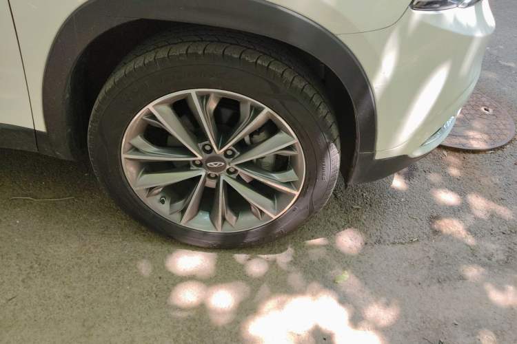 Used Chery Tiggo 7 2017 2.0L CVT Zhaoling Edition Right Front Wheel Hub