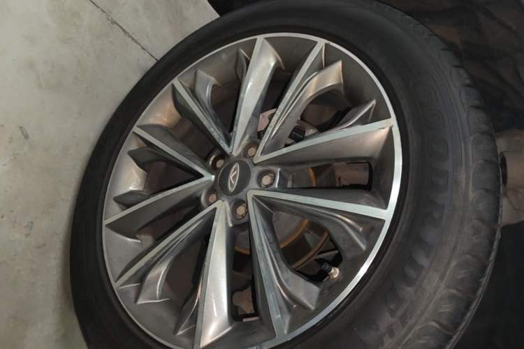 Used Chery Tiggo 7 2017 SPORT 1.5T Automatic Elite Edition Right Rear Wheel Hub