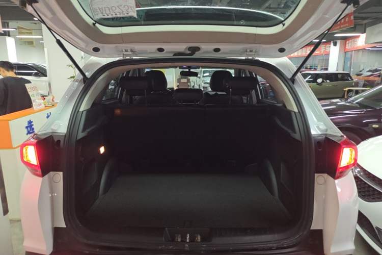 Used Chery Tiggo 7 2017 SPORT 1.5T Automatic Elite Edition Trunk
