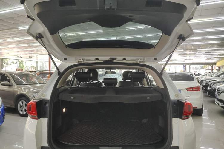 Used Chery Tiggo 7 2017 SPORT 1.5T Automatic Elite Edition Trunk