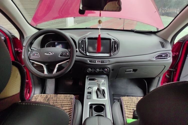 Used Chery Tiggo 7 2018 FLY Model 1.5T Automatic Jingxiang Edition China V Standard Center Console