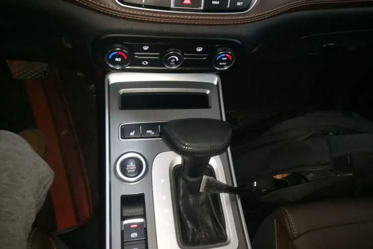 Used Chery Tiggo 7 2018 1.5T Automatic Luxury Edition China V Standard Gear Lever