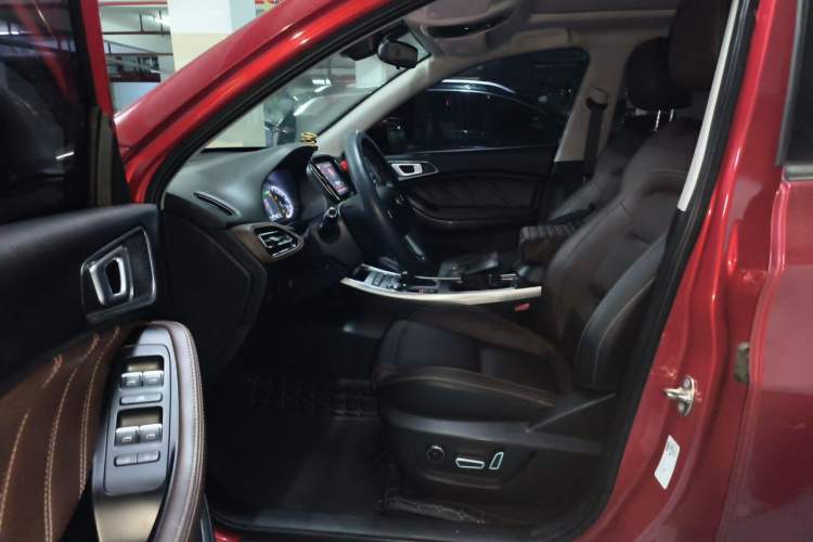 Used Chery Tiggo 7 2018 FLY Model 1.5T Automatic Zongxiang Edition China V Standard Left Front Seat