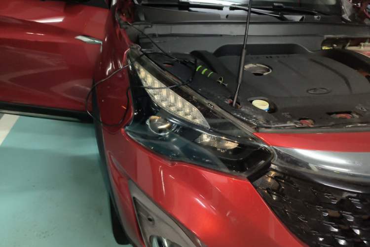 Used Chery Tiggo 7 2018 FLY Model 1.5T Automatic Zongxiang Edition China V Standard Right Front Headlight
