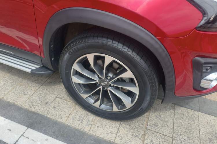 Used Chery Tiggo 7 2018 FLY Model 1.5T Automatic Jingxiang Edition China VI Standard Right Front Wheel Hub