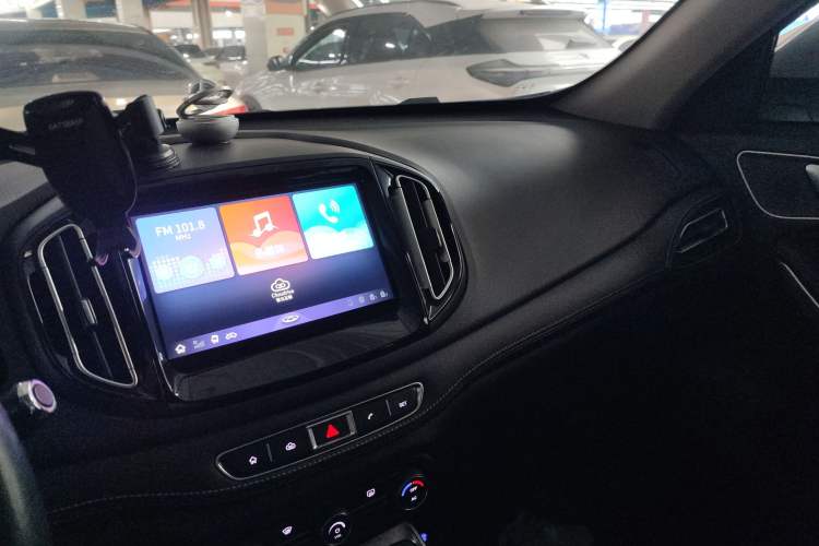Used Chery Tiggo 7 2018 FLY Model 1.5T Automatic Jingxiang Edition China VI Standard Audio And AC Panel