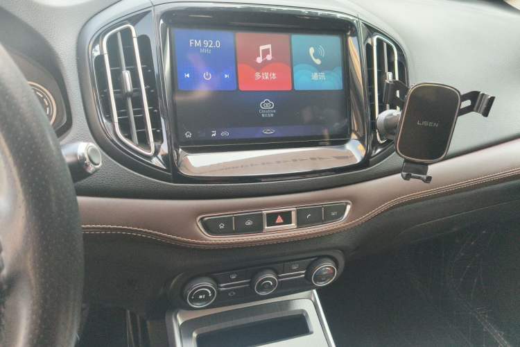 Used Chery Tiggo 7 2018 FLY Model 1.5T Automatic Jingxiang Edition China VI Standard Audio And AC Panel