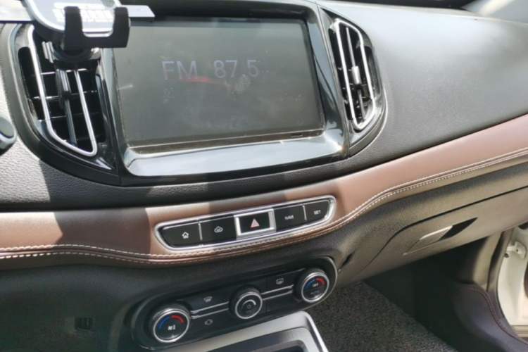 Used Chery Tiggo 7 2018 1.5T Automatic Elite Leading Edition China V Standard Audio And AC Panel
