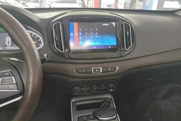 Used Chery Tiggo 7 2018 FLY Model 1.5T Automatic Jingxiang Edition China V Standard Audio And AC Panel