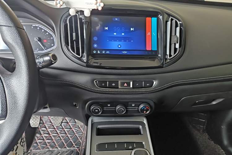Used Chery Tiggo 7 2018 FLY Model 1.5T Manual Enjoyment Version China VI Standard Audio And AC Panel