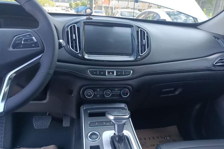 Used Chery Tiggo 7 2018 1.5T Automatic Elite Edition China V Standard Audio And AC Panel