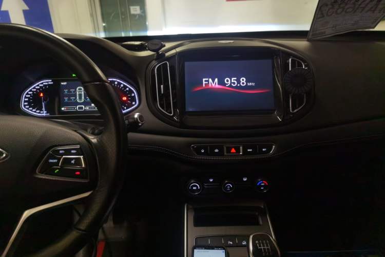 Used Chery Tiggo 7 2018 1.5T Manual Elite Edition China V Standard Audio And AC Panel