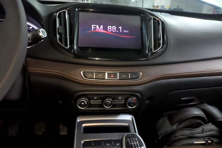 Used Chery Tiggo 7 2018 1.5T Manual Elite Edition China V Standard Audio And AC Panel