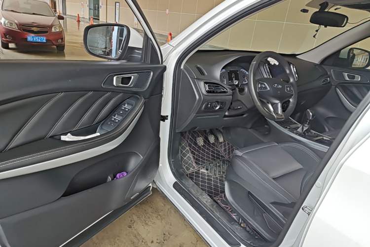 Used Chery Tiggo 7 2018 FLY Model 1.5T Manual Enjoyment Version China VI Standard Driver Seat