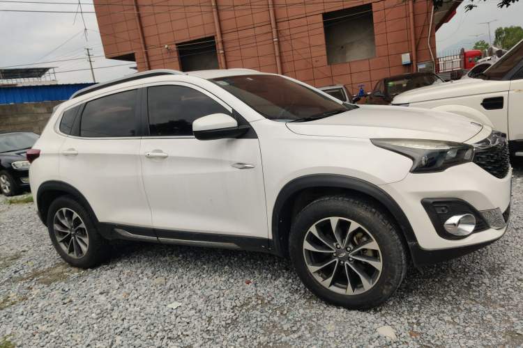 Used Chery Tiggo 7 2018 FLY Model 1.5T Manual Enjoyment Version China V Standard Exterior 2