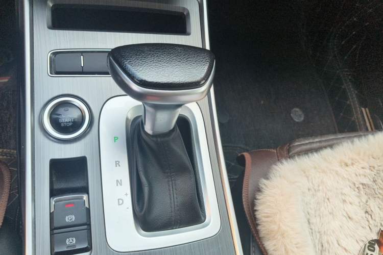 Used Chery Tiggo 7 2018 FLY Model 1.5T Automatic Jingxiang Edition China VI Standard Gear Lever