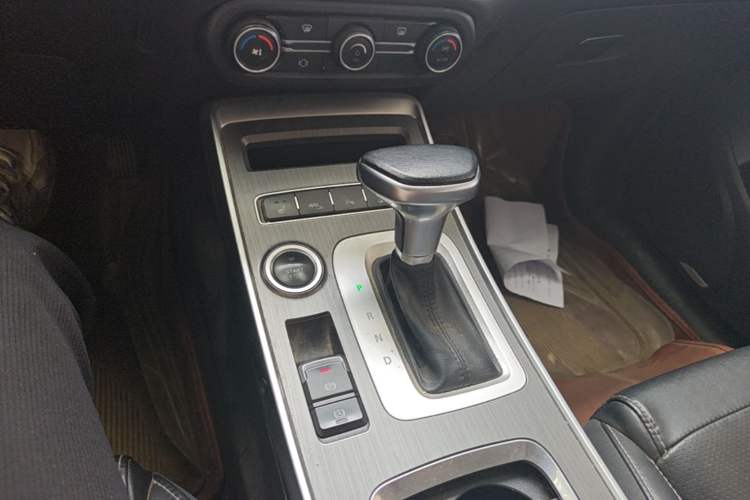 Used Chery Tiggo 7 2018 1.5T Automatic Luxury Edition China V Standard Gear Lever