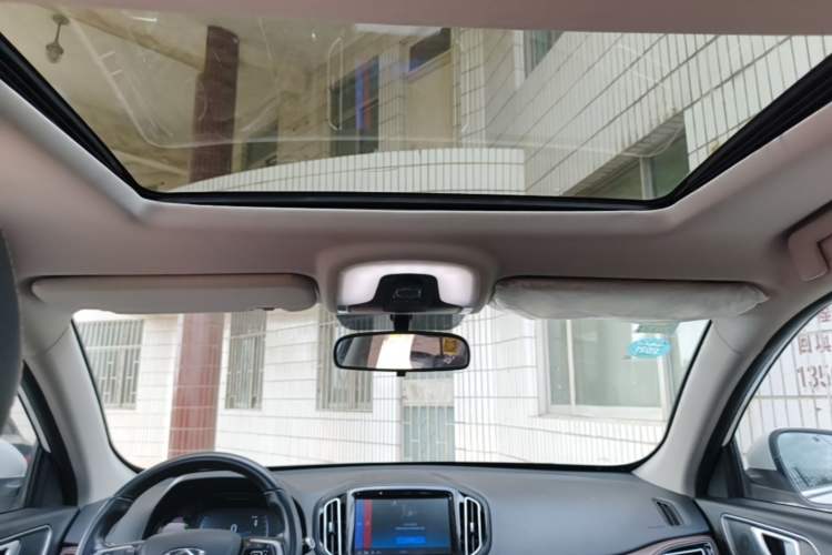 Used Chery Tiggo 7 2018 FLY Model 1.5T Automatic Jingxiang Edition China VI Standard Headliner