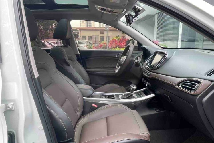 Used Chery Tiggo 7 2018 FLY Model 1.5T Automatic Jingxiang Edition China V Standard Interior 3