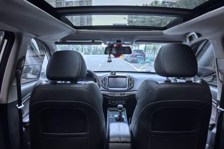 Used Chery Tiggo 7 2018 1.5T Manual Elite Leading Edition China V Standard Interior 3