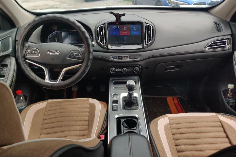 Used Chery Tiggo 7 2018 FLY Model 1.5T Manual Enjoyment Version China V Standard Interior 3