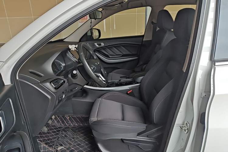 Used Chery Tiggo 7 2018 FLY Model 1.5T Manual Enjoyment Version China VI Standard Left Front Seat